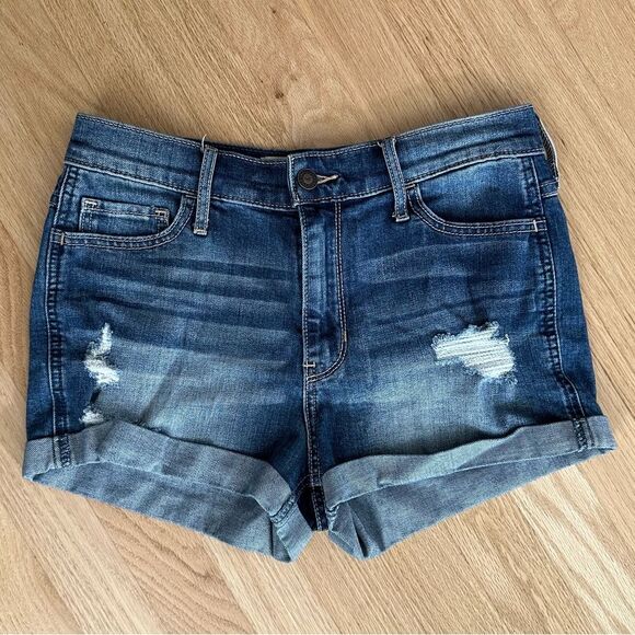 Hollister Short-Short Distressed High Rise Medium Wash Faded Shorts size 5 - Picture 1 of 6